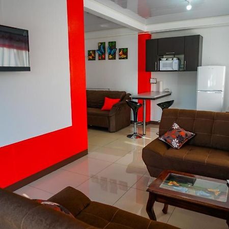 شقة Apartamento Equipado En El Centro De La Fortuna المظهر الخارجي الصورة