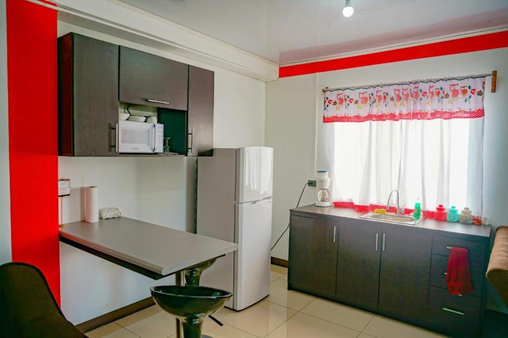 شقة Apartamento Equipado En El Centro De La Fortuna المظهر الخارجي الصورة